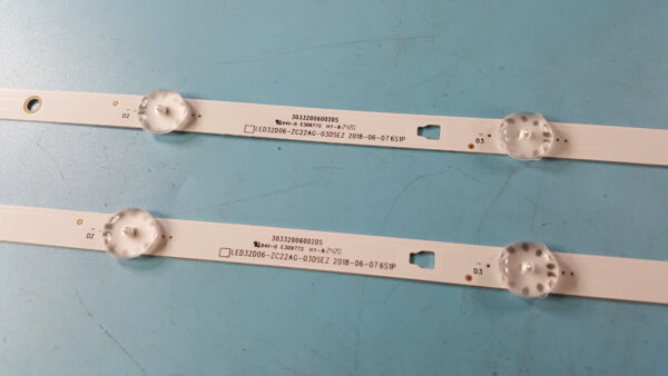 ONN 30332006002 / 30332006002DS LED Strip Set (2 Pieces) - Image 2