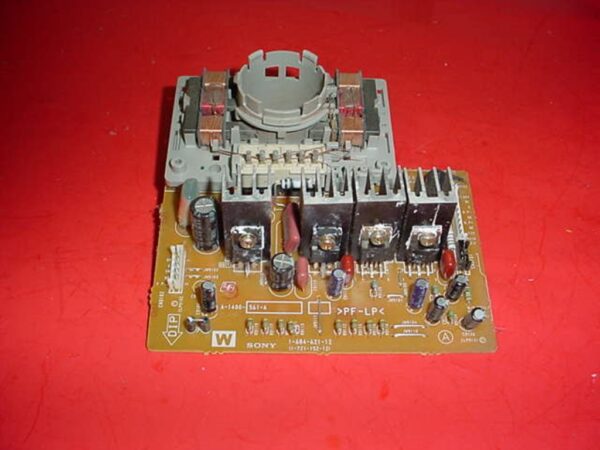 Sony KV-32HS500 W Board PN: 1-684-621-12