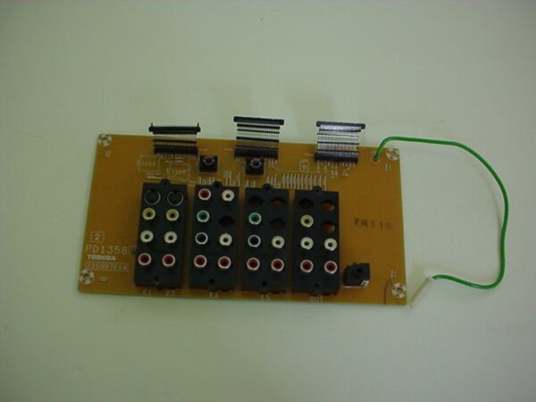 Toshiba 75000550 (PD1358A) Signal Board