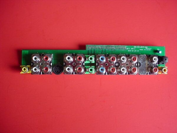 TV Polaroid FLM-3232 Input & OUTPUT VideoJACKS PN: 899-100GF271XAH