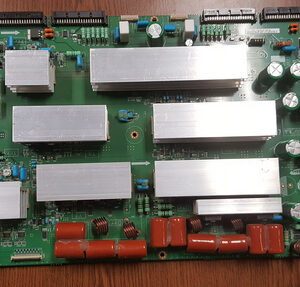 Samsung BN96-09758A (LJ92-01628A) Y-Main Board