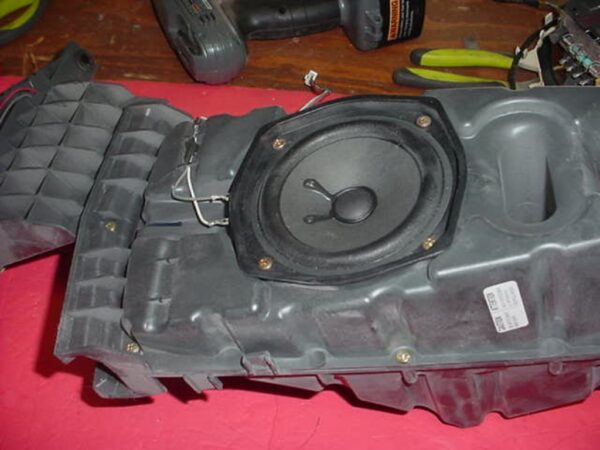 KV32XBR450 Specker Assy 152981131